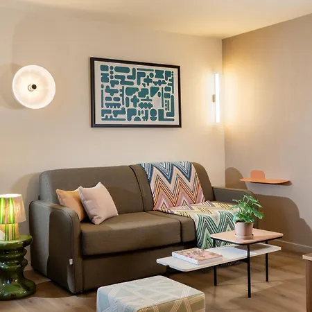 Yuna Montmartre - Appart hôtel 4*