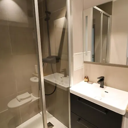 Cosy Tour Eiffel-invalides Apartment Paris