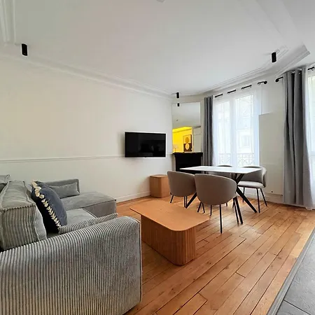 Signature Champs Elysees Ac By Melvane 아파트
