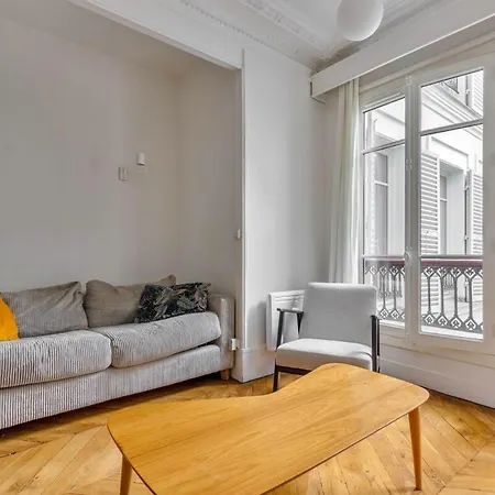 Douai - Lb - Cosy Bright Near Montmartre Appartement Parijs