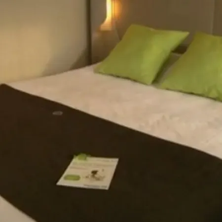 Hotel Louis Blanc Parigi