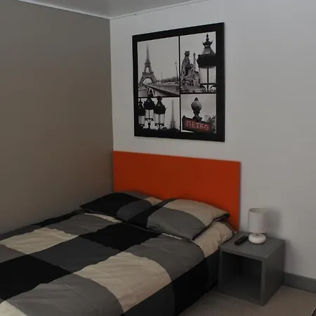 De La Mare 3*
