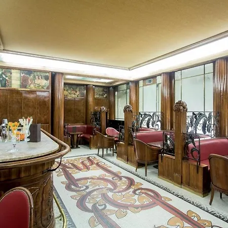 Bleues Provinces Opera Hotel