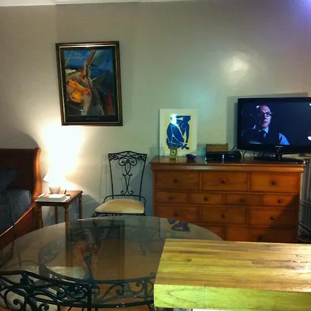 Apartment Alibert1er *