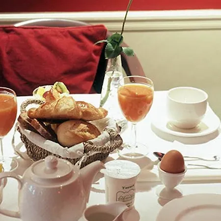 Sainte-beuve Hotell 4*