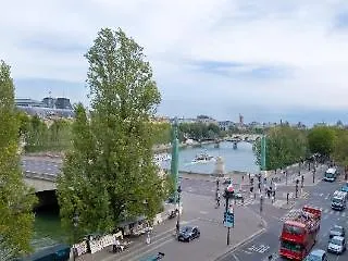Du Quai Voltaire 3* Paryż
