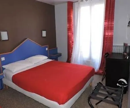 Отель Hipotel Pere-lachaise Republique 3*