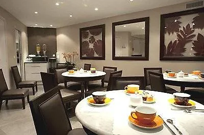 Arc Elysées 3*