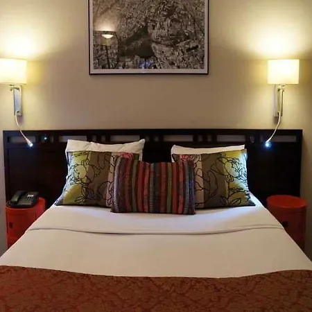 Petit Lafayette Hotel 4*