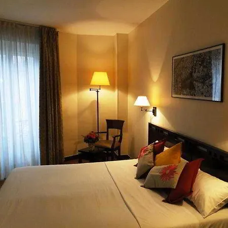 Hotel Petit Lafayette Paris