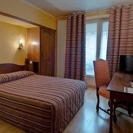 Sully Saint-Germain Hotel 3*