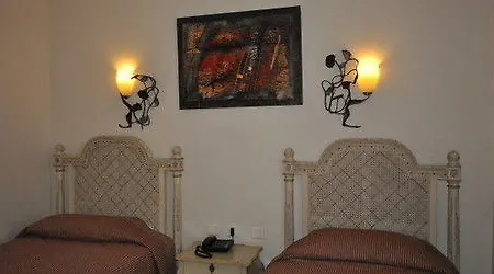 دي بان 2* باريس
