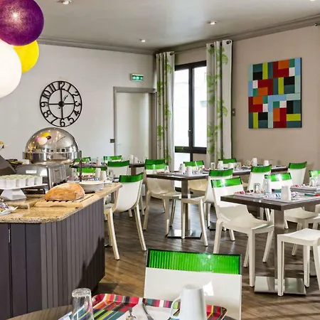 Louis Blanc Hotel