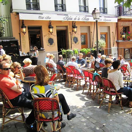 Abbesses Montmartre Apartament Paryż