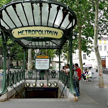Abbesses Montmartre Apartament