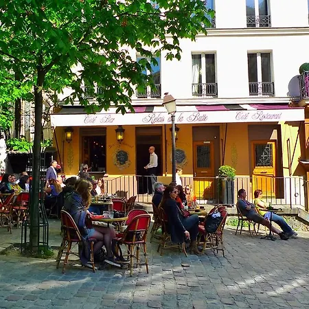 Abbesses Montmartre Apartament *