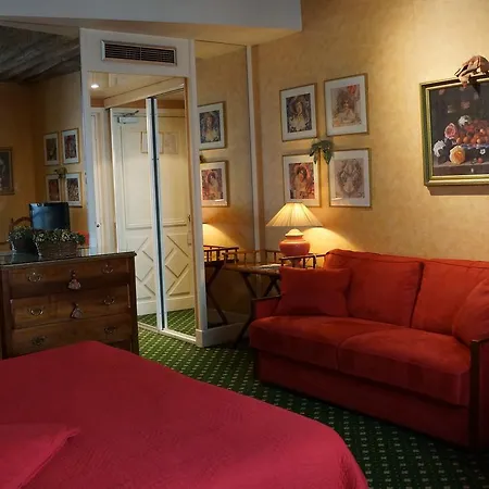 Hotel Le Relais Médicis 4*