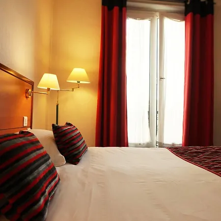 Coypel By Magna Arbor Hotel Parijs