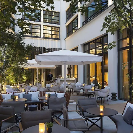Hotel Le Cinq Codet