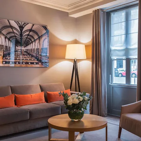 Le Tourville Eiffel 4*