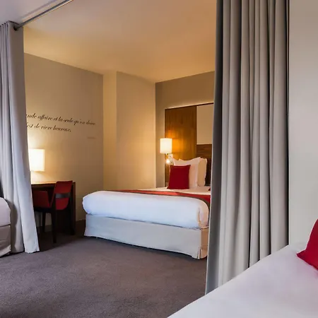 Hotel Le Tourville Eiffel 4*
