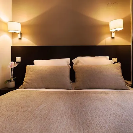 Hotel Arc Elysées Paris