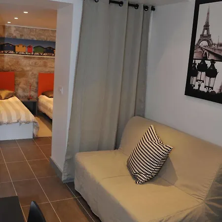 De La Mare 3*