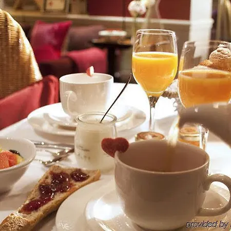Hotell Sainte-beuve 4*
