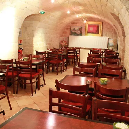 Little 2* Paris