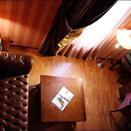 Pantheon Hotell Paris