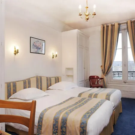 Du Quai Voltaire Hotel 3*