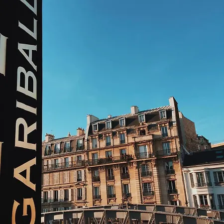 Szálloda Eiffel Garibaldi 3*