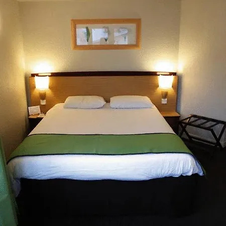 Louis Blanc Hotel