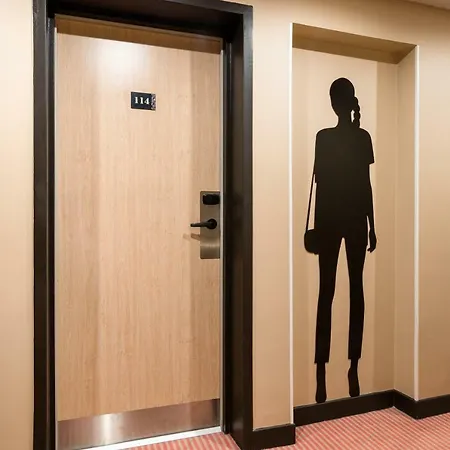 Ibis Styles Gare Saint Lazare Hotel 3*