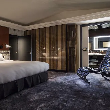 Hotell Les Bains 5*