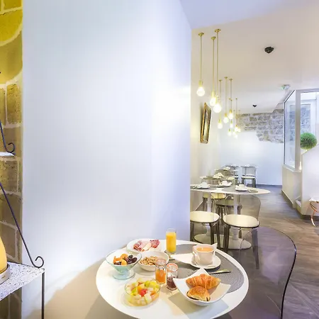 Hotel Relais Du Silence Des Tuileries París