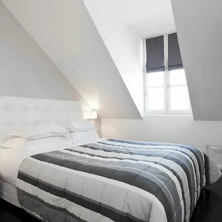& Le Regent Aparthotel