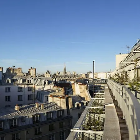 Hotel Dame Des Arts 4*