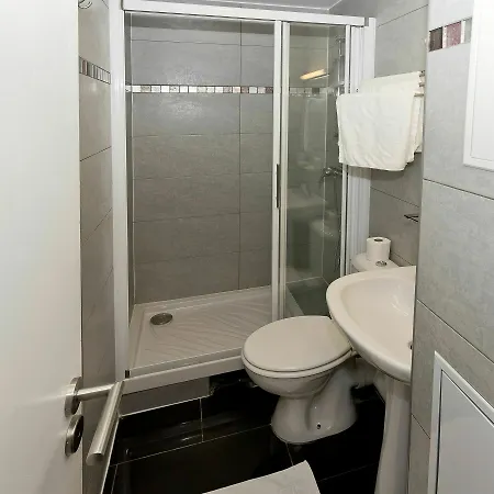 Hipotel Pere-lachaise Republique Отель 3*