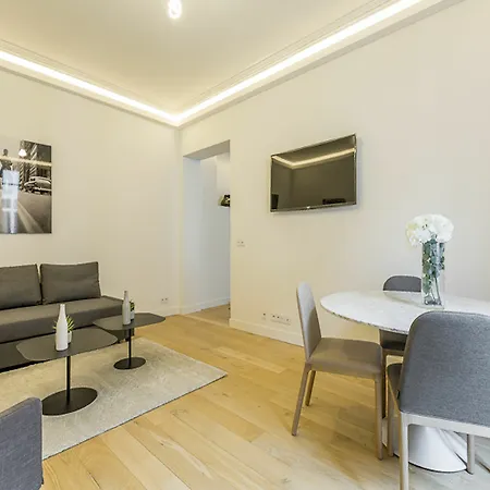 Apartamento We - Champs Elysees 75008 París