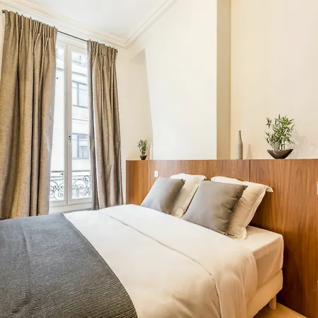 We - Champs Elysees 75008 Apartamento