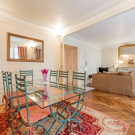 We - Champs Elysees 75008 Apartamento *