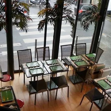 Hotel Petit Lafayette 4*