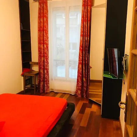 Abbesses Montmartre Apartament Paryż
