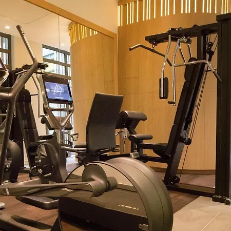 Le Cinq Codet Hotel 5*