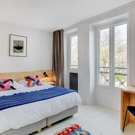 Hotel Montholon 3*