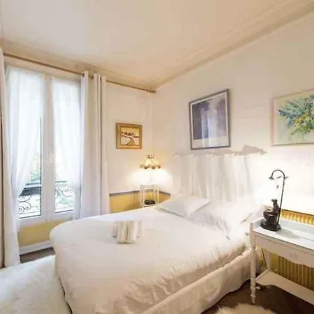 Colorful In Pigalle Appartement Paris