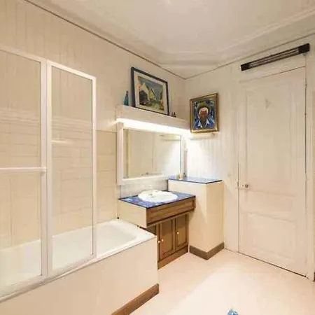 Colorful In Pigalle Appartement *
