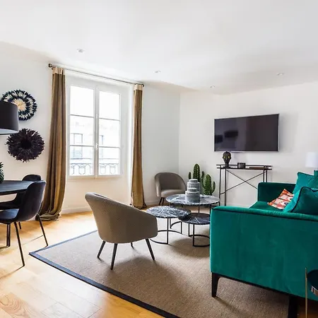 Spacious - 3br-6p - Champs Elysees Apartment Paris