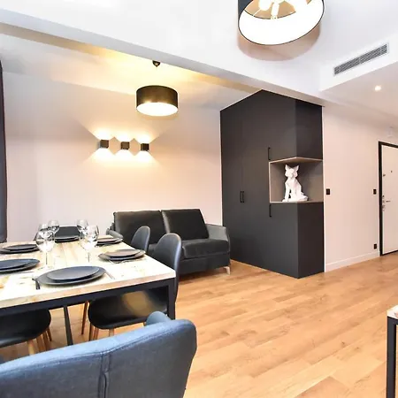 Apartment Cmg Opera